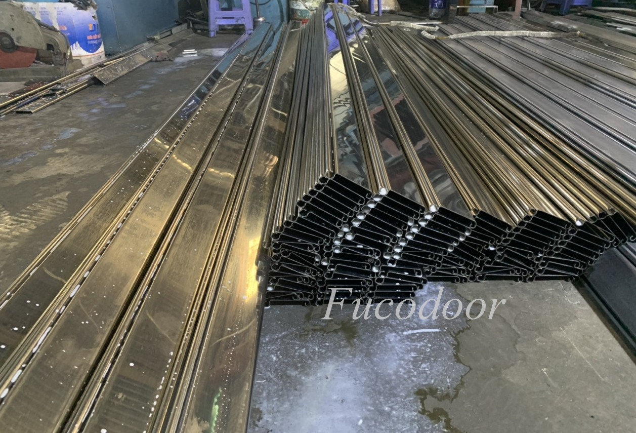 Cửa cuốn siêu trường ST85