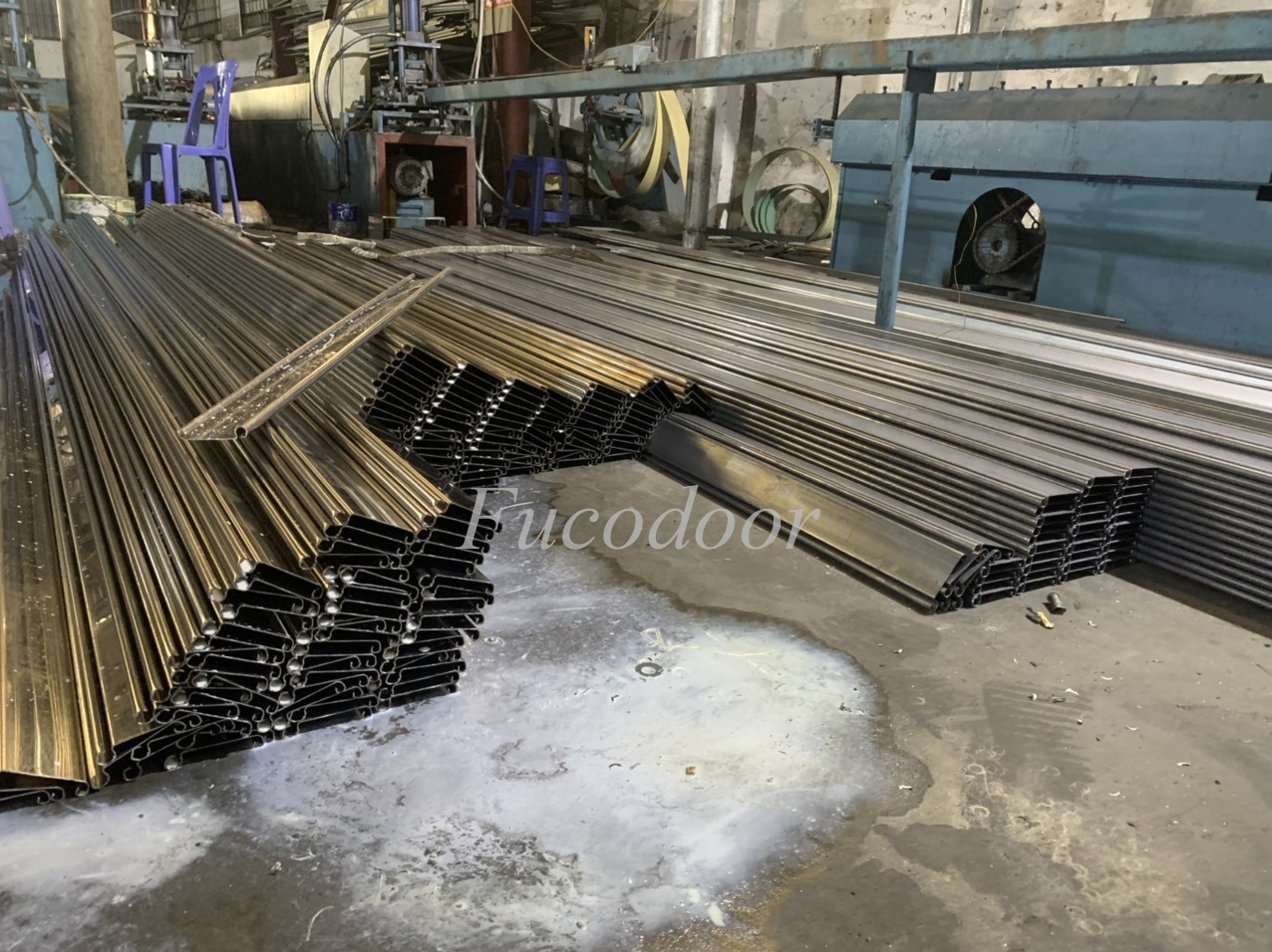 Cửa cuốn siêu trường ST85