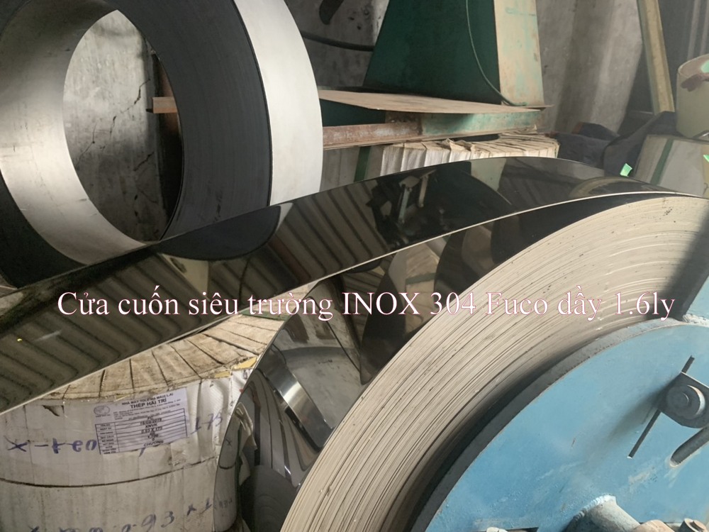 Cửa cuốn nan inox