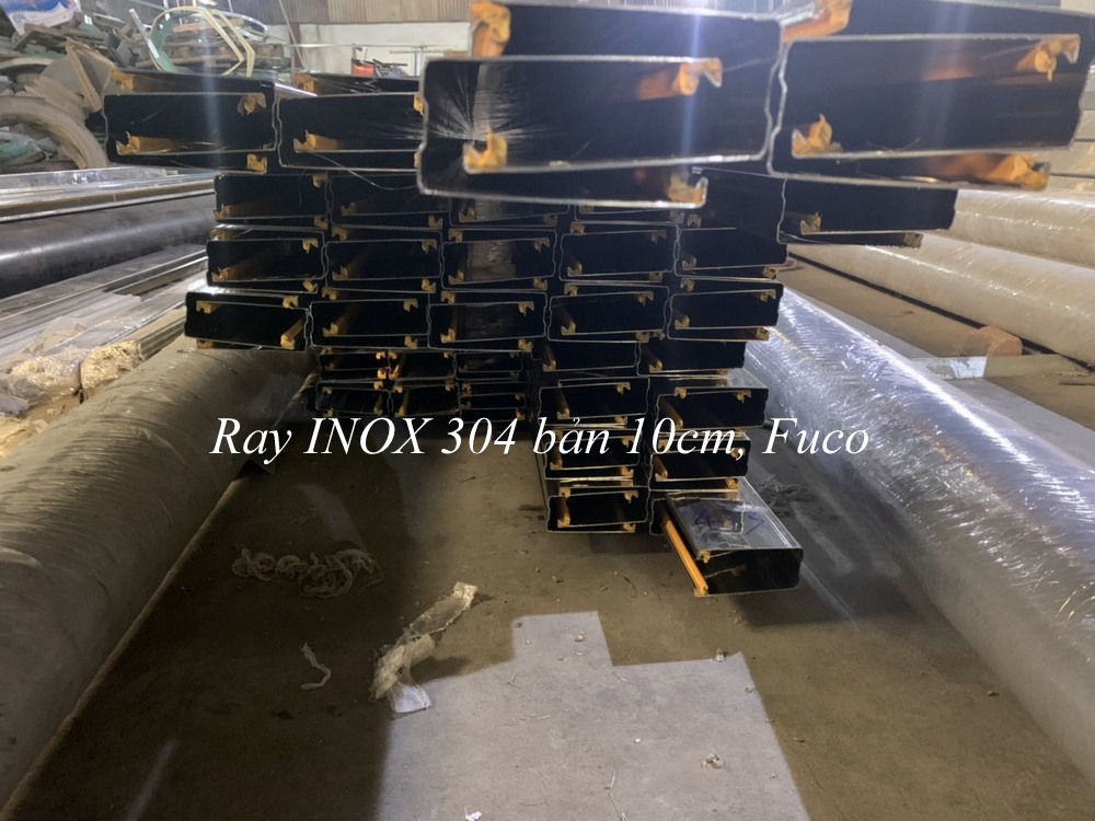 Cửa cuốn inox siêu trường