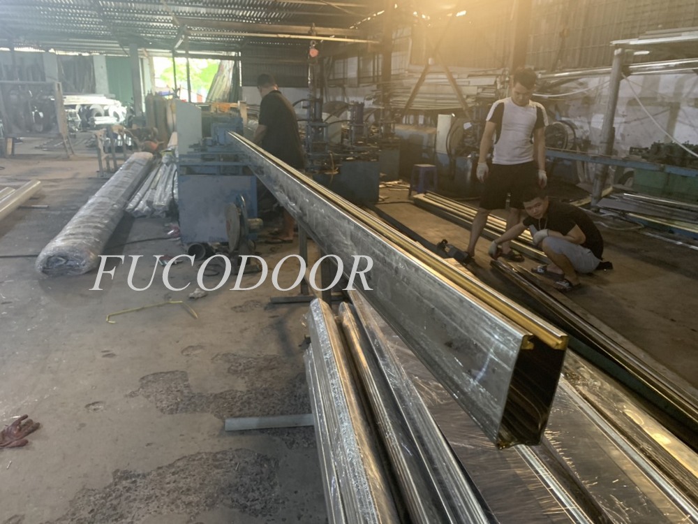 Cửa cuốn INOX 304, cửa cuốn siêu trường 