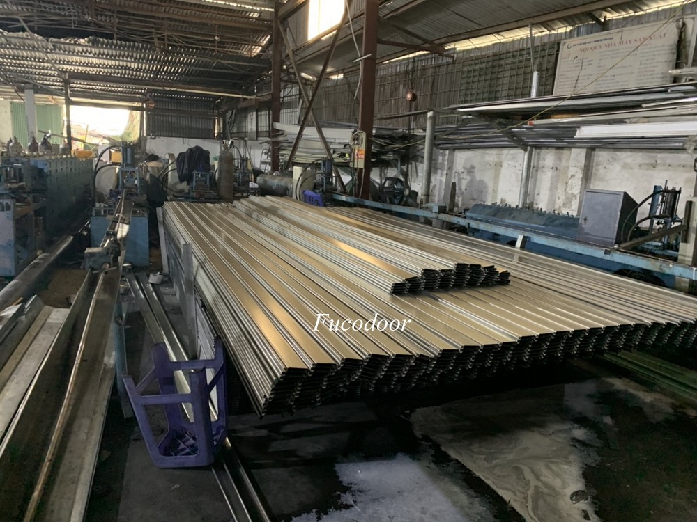 Cửa cuốn siêu trường sơn tĩnh điện dầy 1.6ly, loại korea