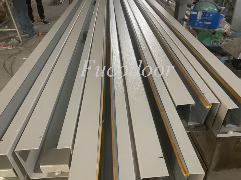 Cửa cuốn siêu trường giải pháp cho cửa kích thước lớn