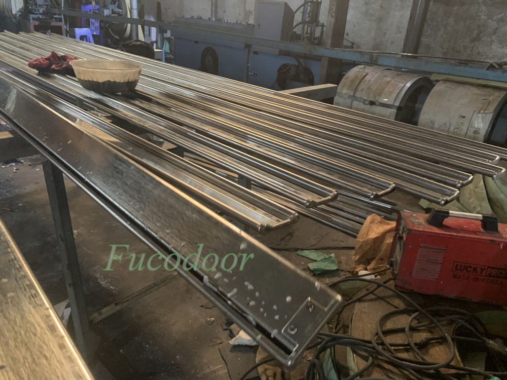 cửa cuốn siêu trường inox korea