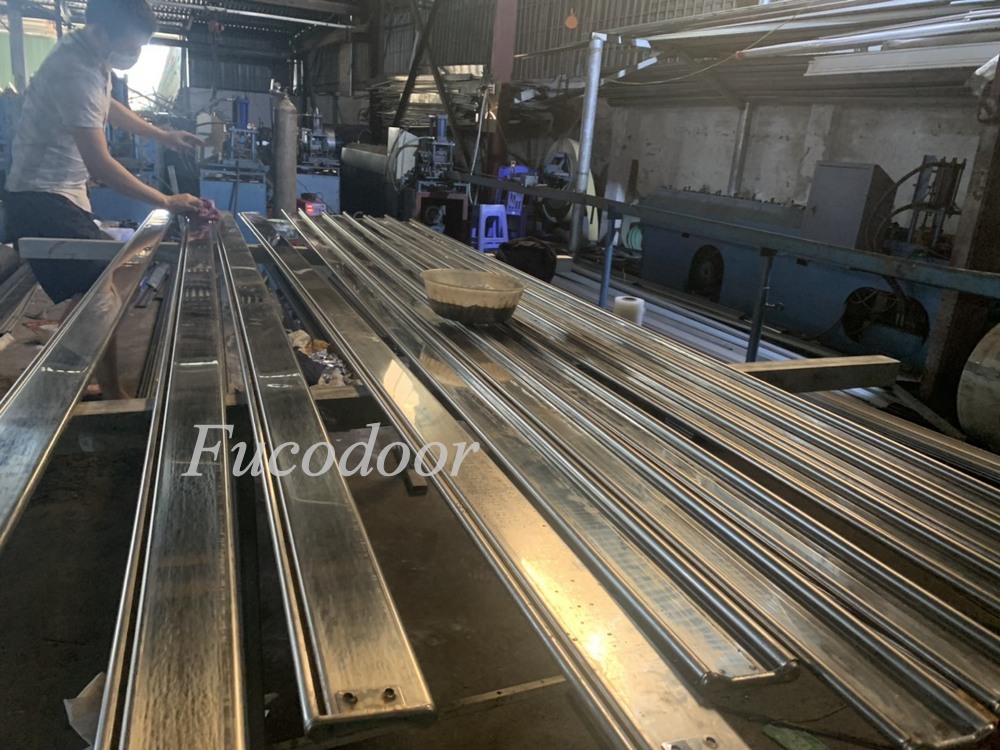 Báo Giá Cửa Cuốn INOX