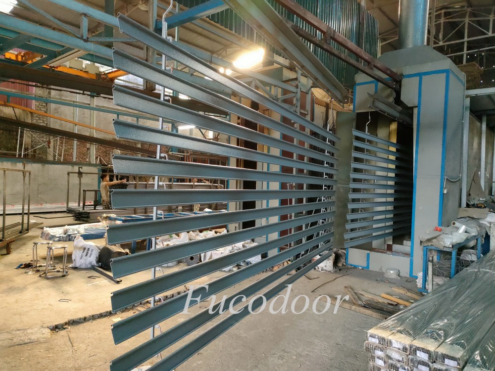 Cửa cuốn siêu trường là gì