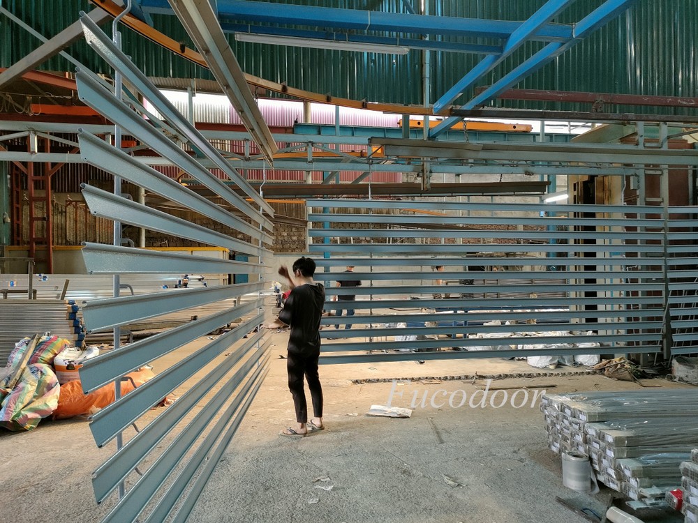 Cửa cuốn siêu trường sơn tĩnh điện dầy 1.5ly, Cửa cuốn siêu trường sơn tĩnh điện dầy 1.5ly
