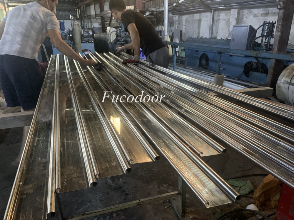 Cửa cuốn Siêu Trường INOX Korea, bản phẳng