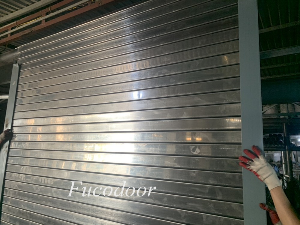 Cửa cuốn Siêu Trường INOX Korea, bản phẳng
