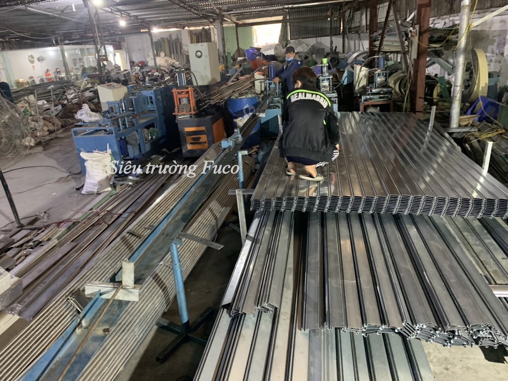 Cửa cuốn siêu trường ST85