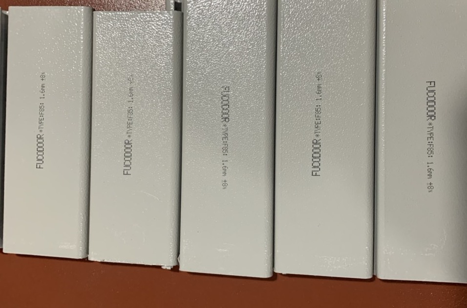 Mua lá cửa cuốn ở đâu