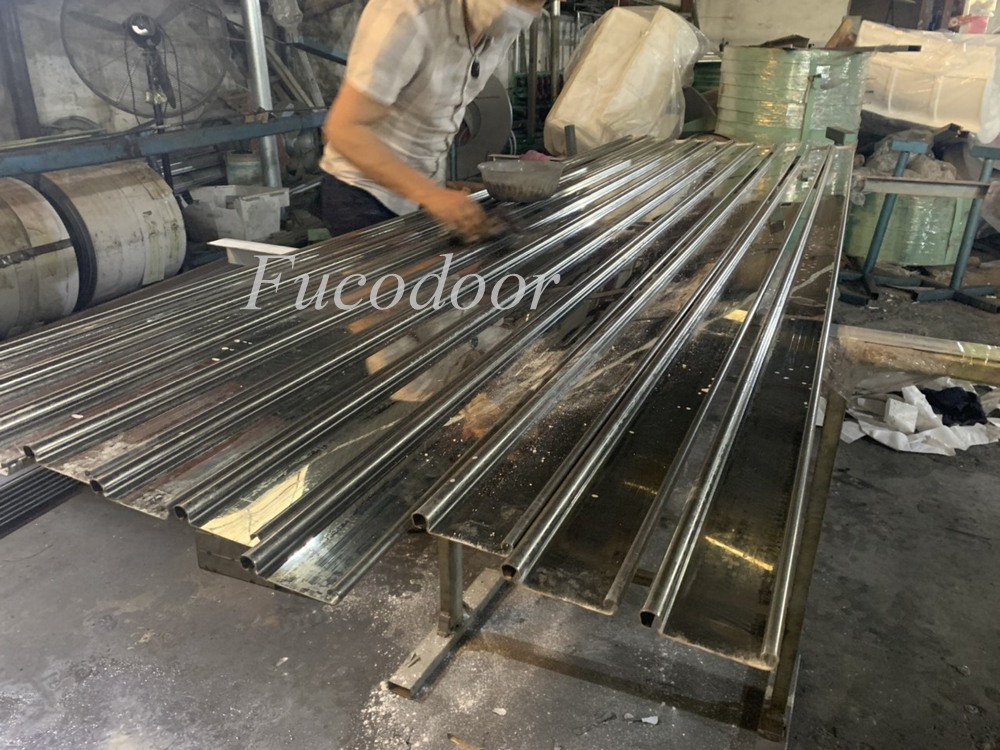Cửa cuốn INOX 304 bản phẳng, Korea