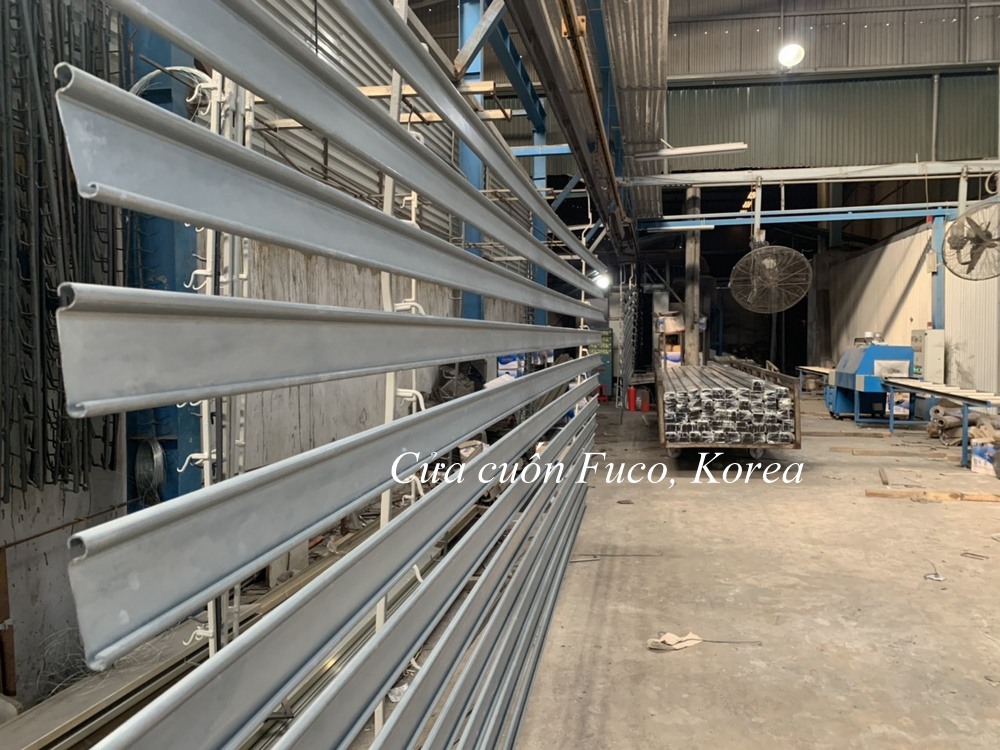 mua lá cửa cuốn fuco ở đâu