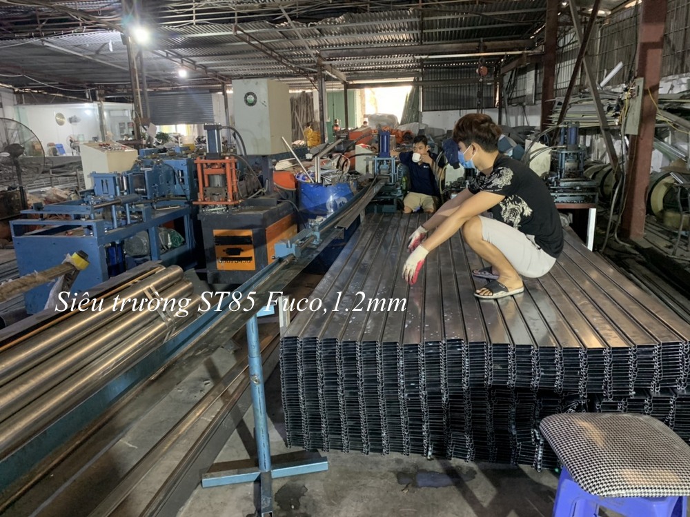 Cửa cuốn siêu trường ST85