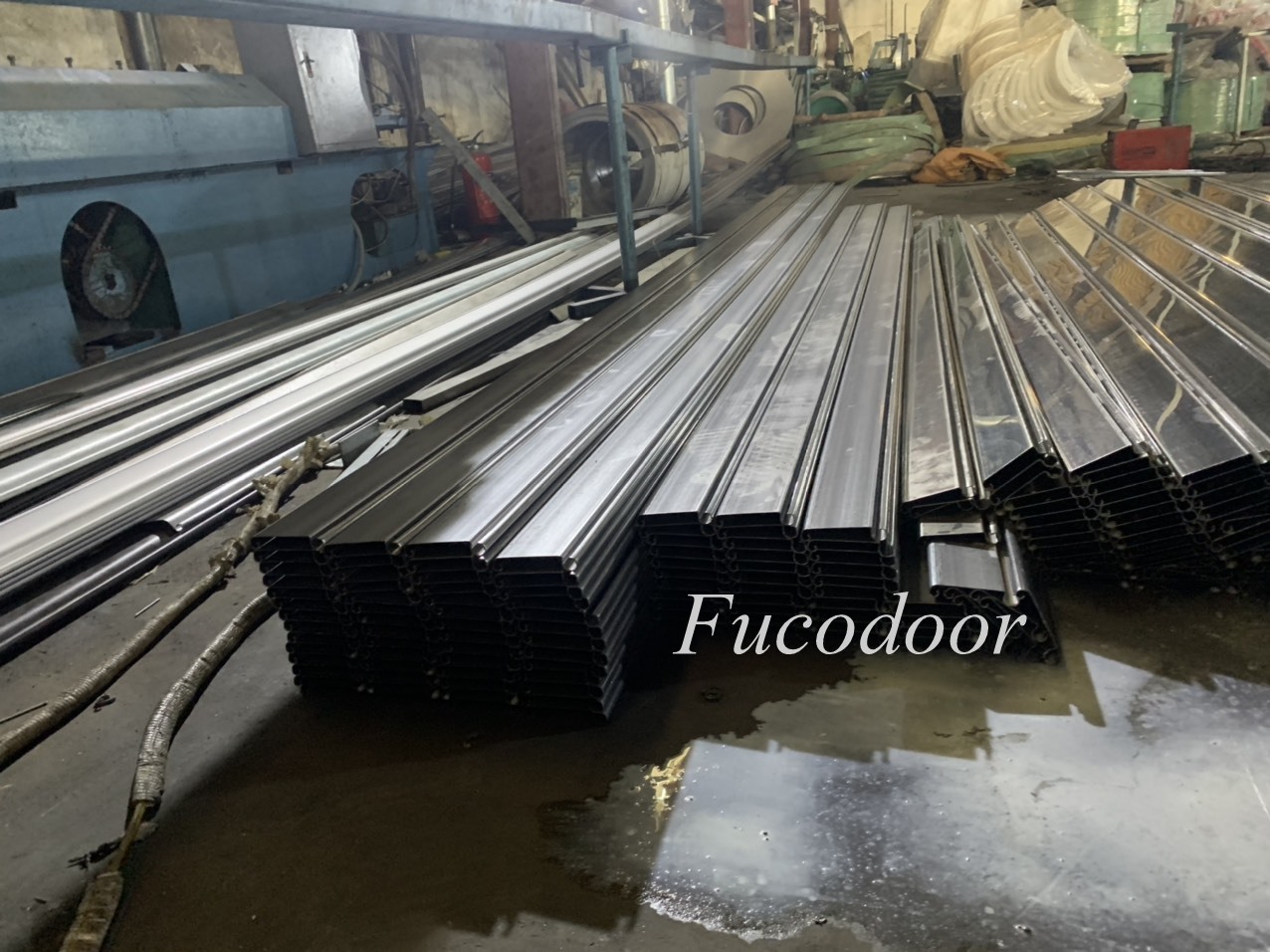 Thân cửa cuốn siêu trường INOX 304