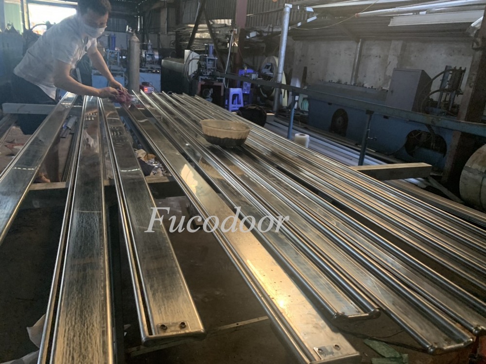 Báo giá cửa cuốn siêu trường