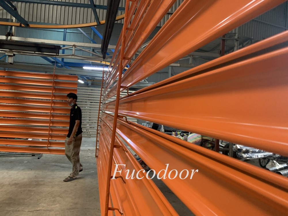 Cửa cuốn siêu trường nhà xưởng ST100