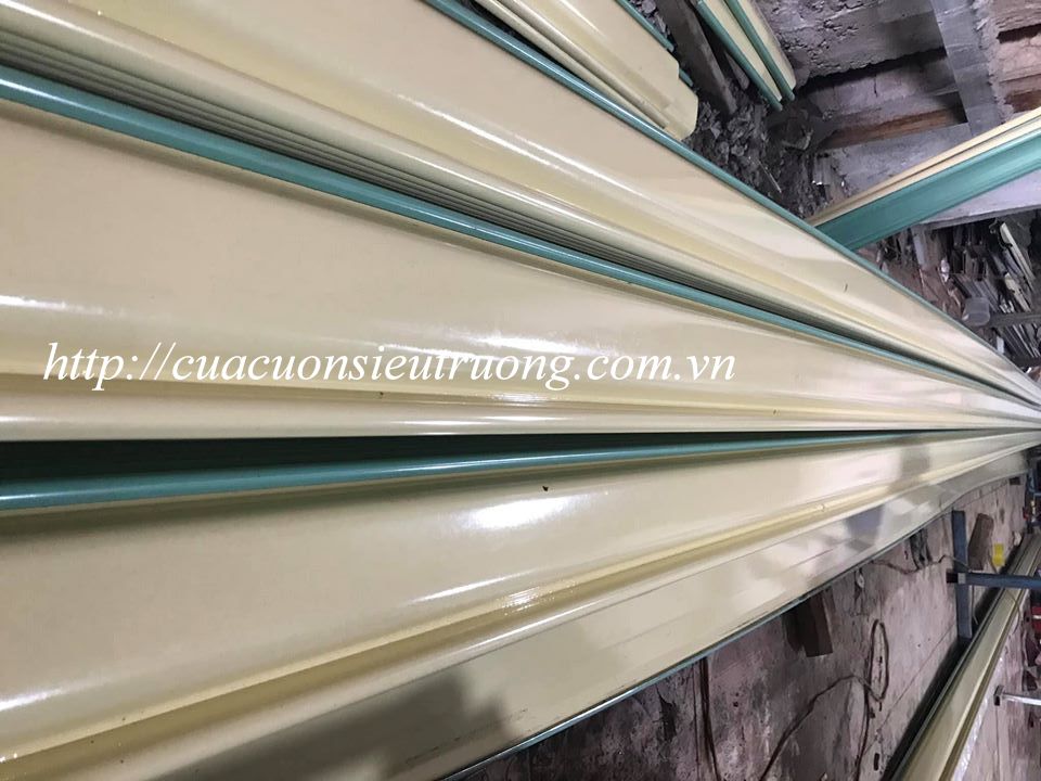 cửa cuốn nhà xưởng, cua cuon sieu truong thep ma mau