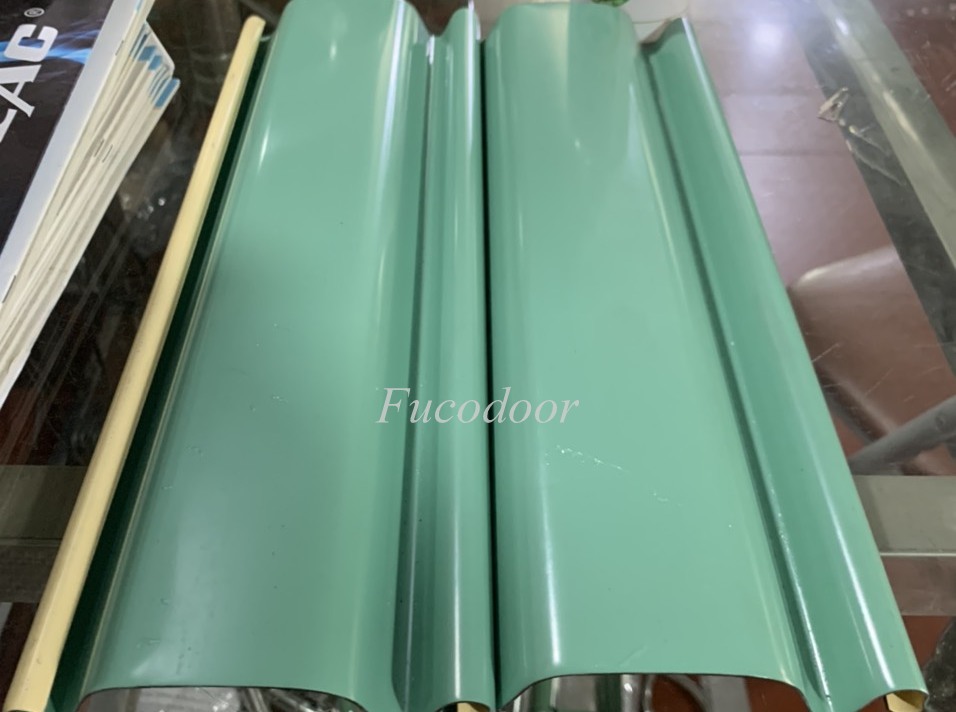 Cửa cuốn siêu trường thép mạ màu cho nhà xưởng