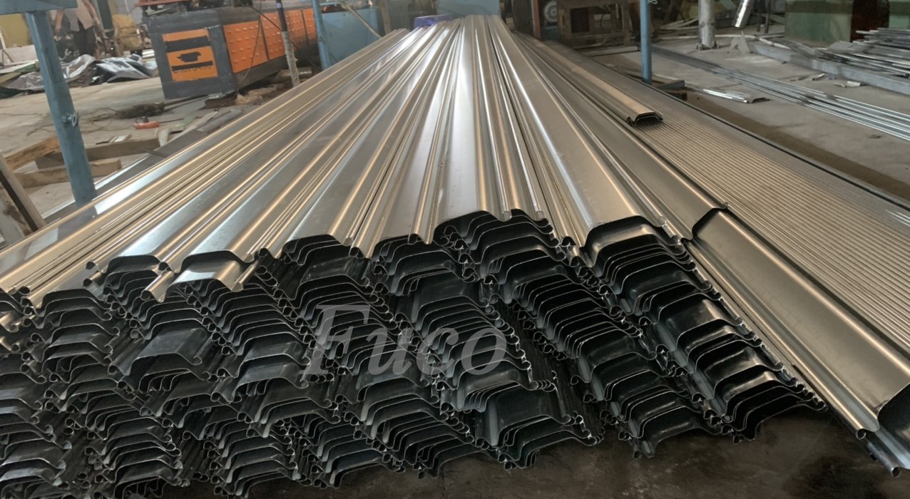 Giá thay lá cửa cuốn thép