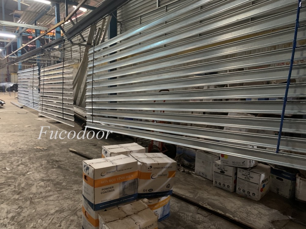 Các mẫu cửa nhà xưởng