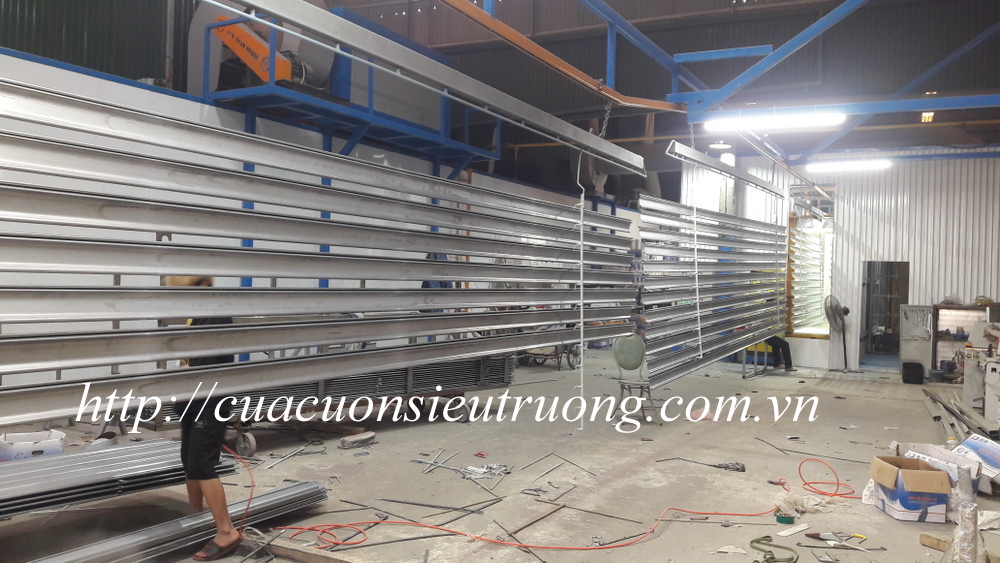 Lắp đặt cửa cuốn nhà xưởng, cửa cuốn siêu trường