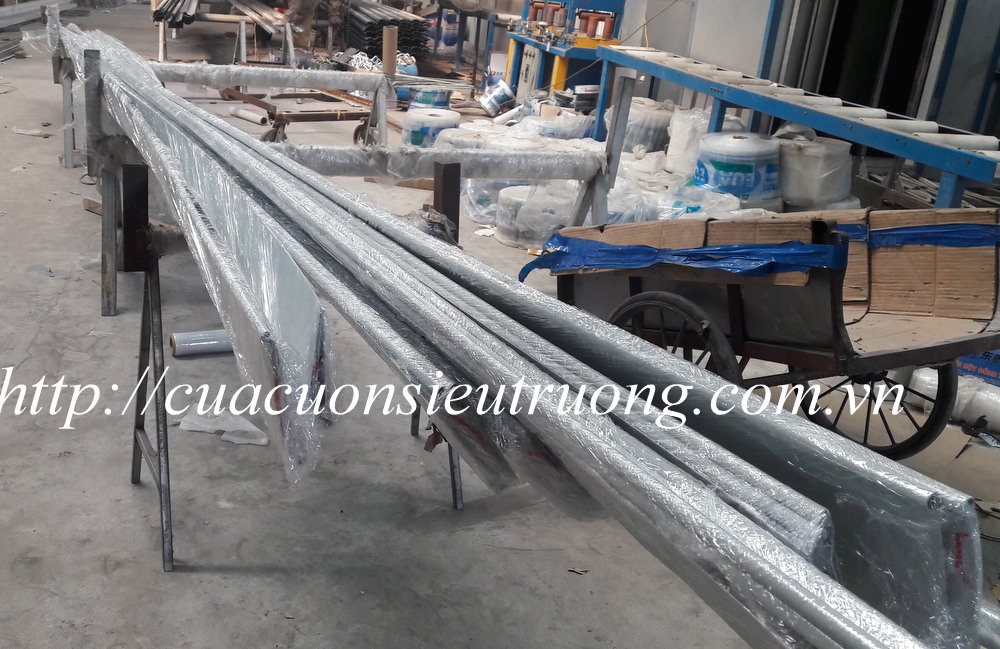 cửa cuốn siêu trường thép 1.8ly