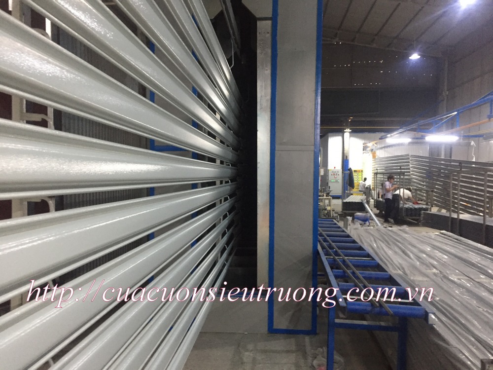 Cửa cuốn khe thoáng siêu trường