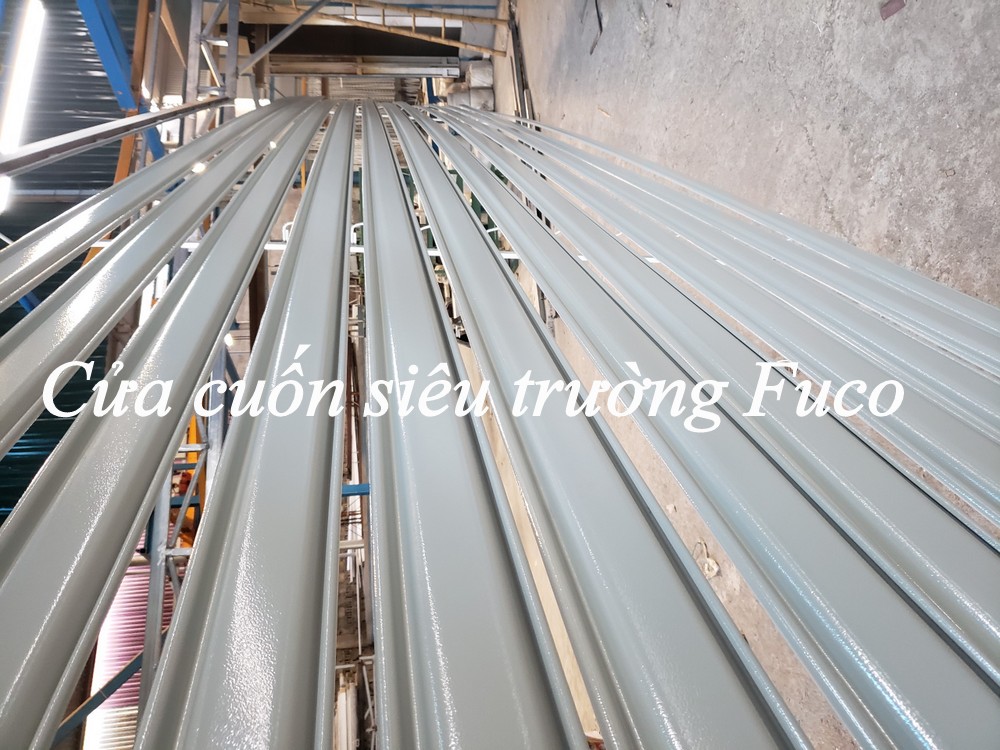 cửa cuốn siêu trường
