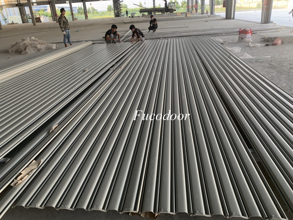 Cửa cuốn siêu trường sơn tĩnh điện dầy 1.6ly