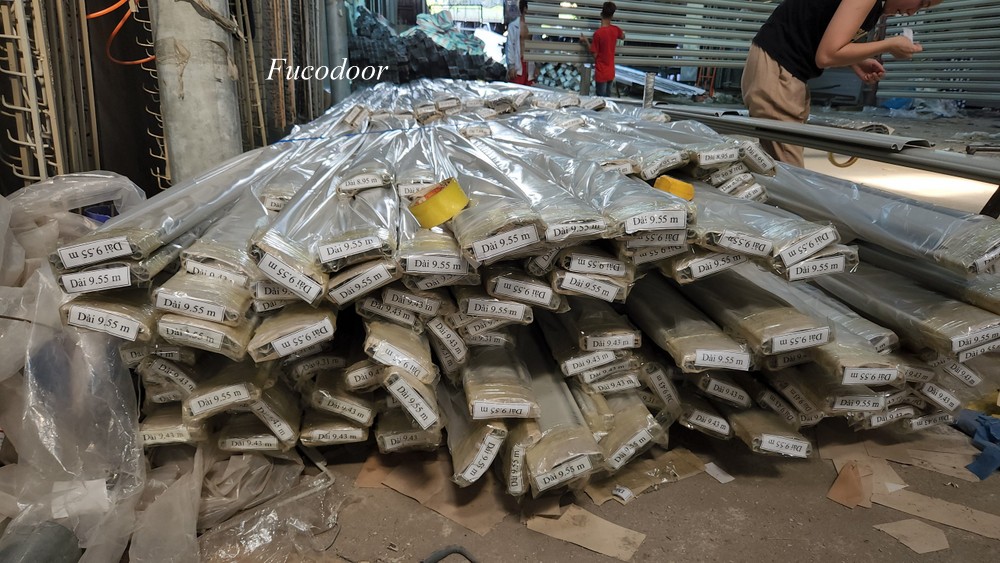 Cửa cuốn siêu trường sơn tĩnh điện, cửa cuốn rộng nhất
