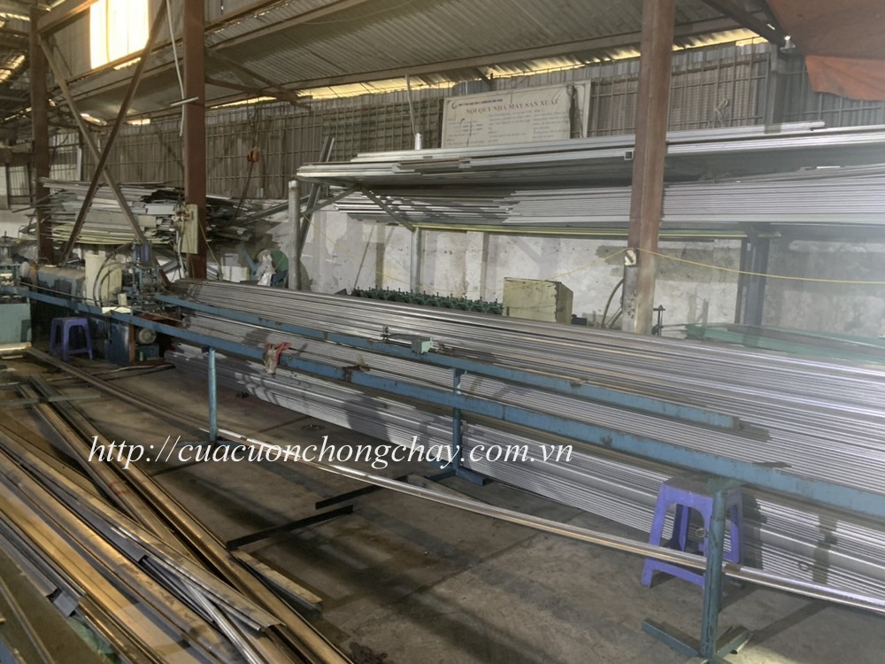 Cửa cuốn thép Siêu trường