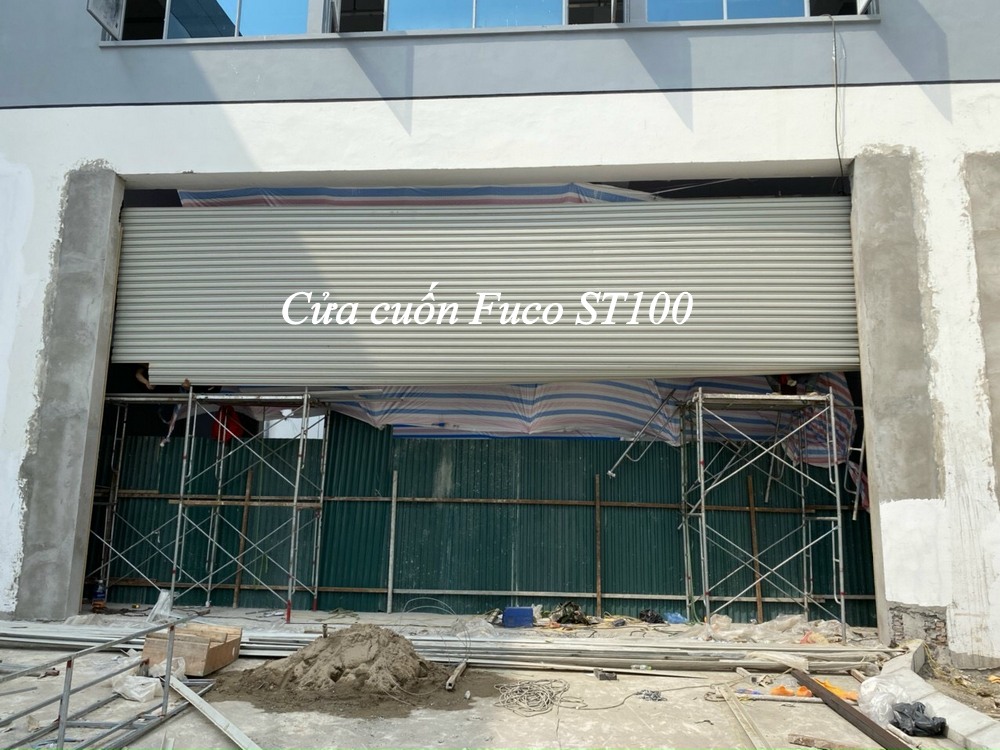 cửa cuốn siêu trường rộng 10m