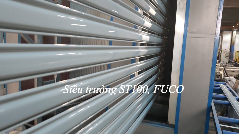 Cửa cuốn siêu trường ST100