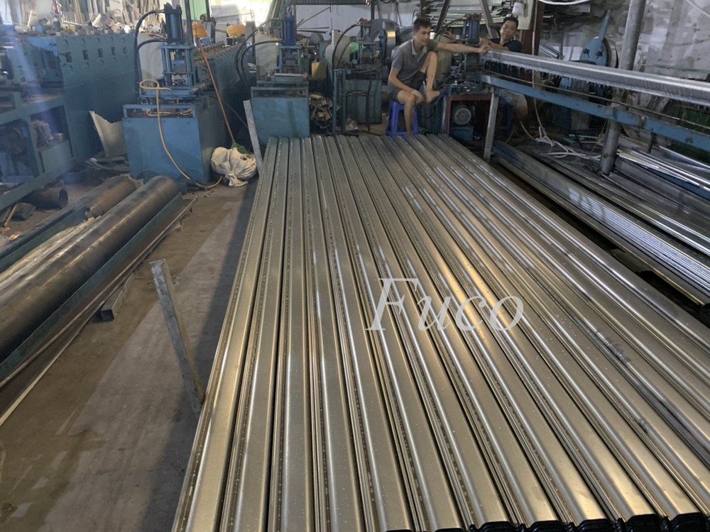 Cửa cuốn siêu trường, cửa cuốn nhà xưởng