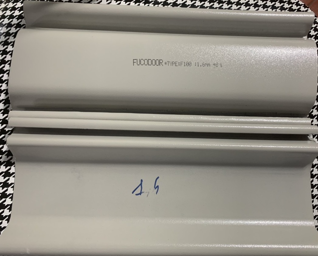 cửa cuốn siêu trường ST100