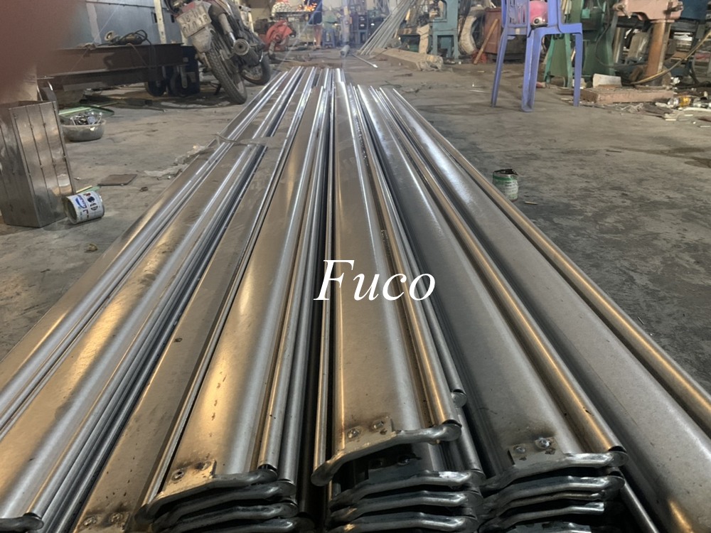 Cửa cuốn siêu trường thép