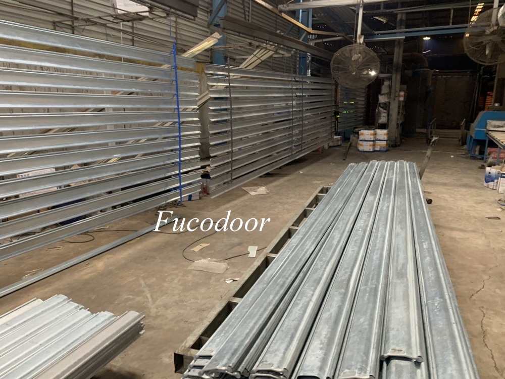 Giá thay lá cửa cuốn thép