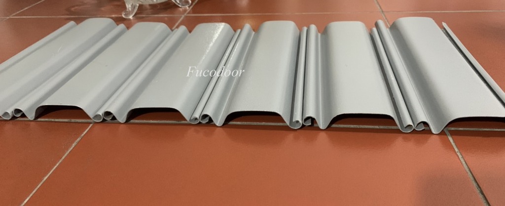 Mua lá cửa cuốn ở đâu