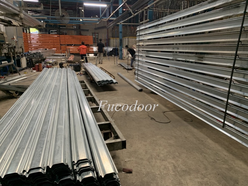 Giá cửa cuốn đài loan, siêu trường, nhà xưởng