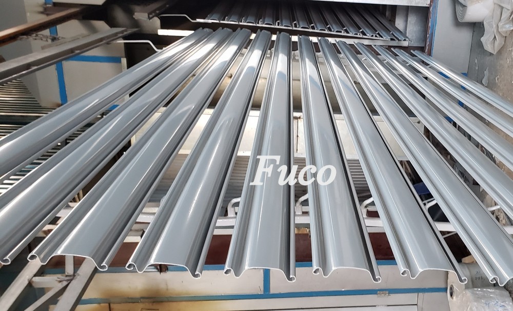 cửa cuốn nhà xưởng