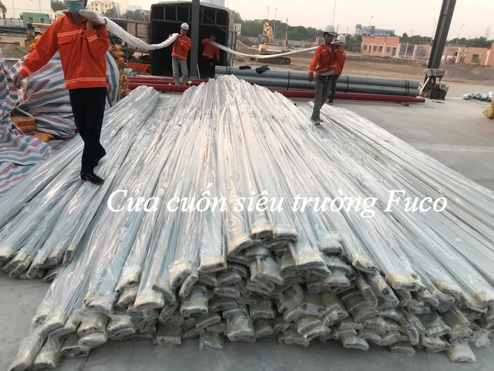 cửa cuốn siêu trường