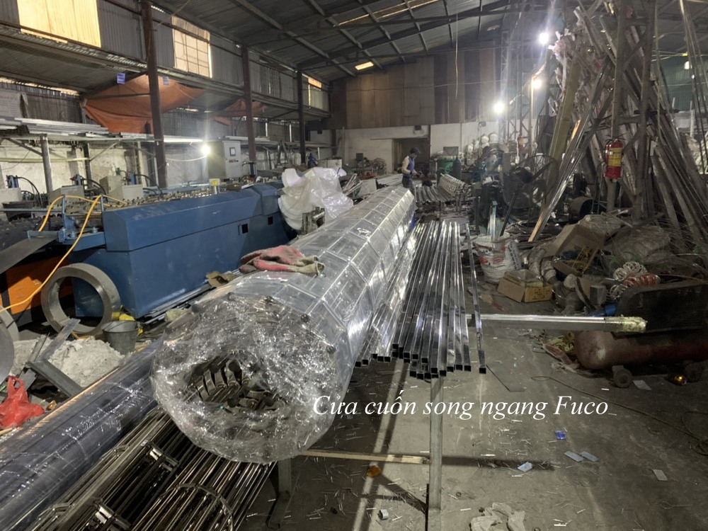 Cửa cuốn song ngang inox