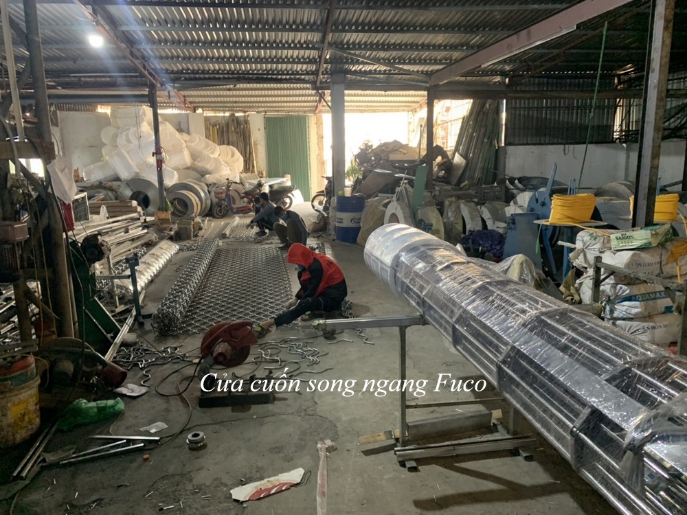Cửa cuốn song ngang inox phi  19