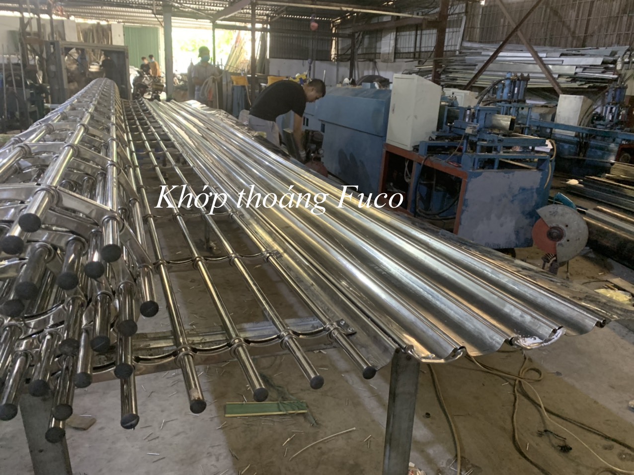 Giá cửa cuốn song ngang inox