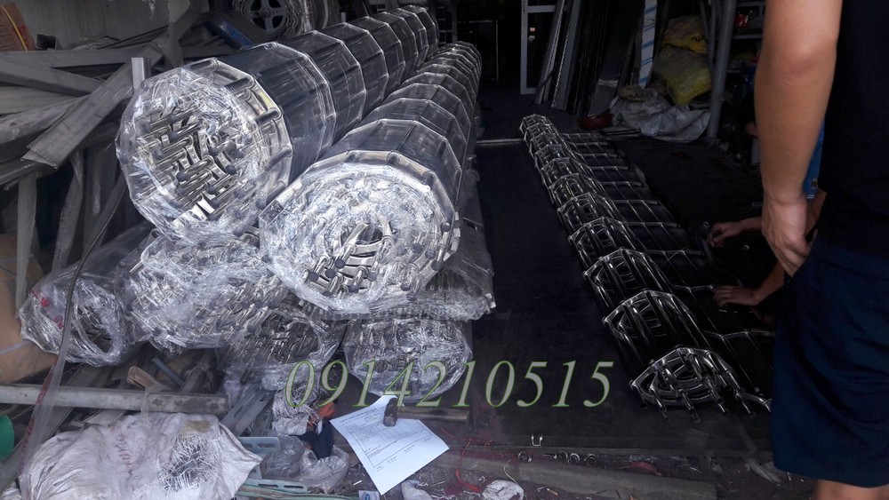 cửa cuốn song ngang aeon mall