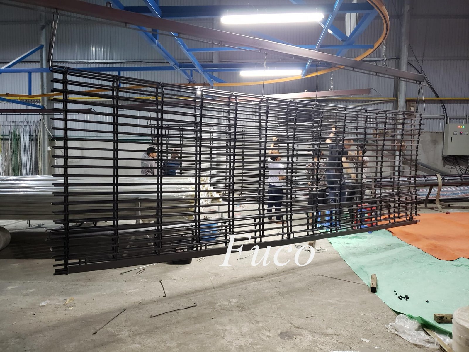 Cửa cuốn song ngang sơn tĩnh điện 