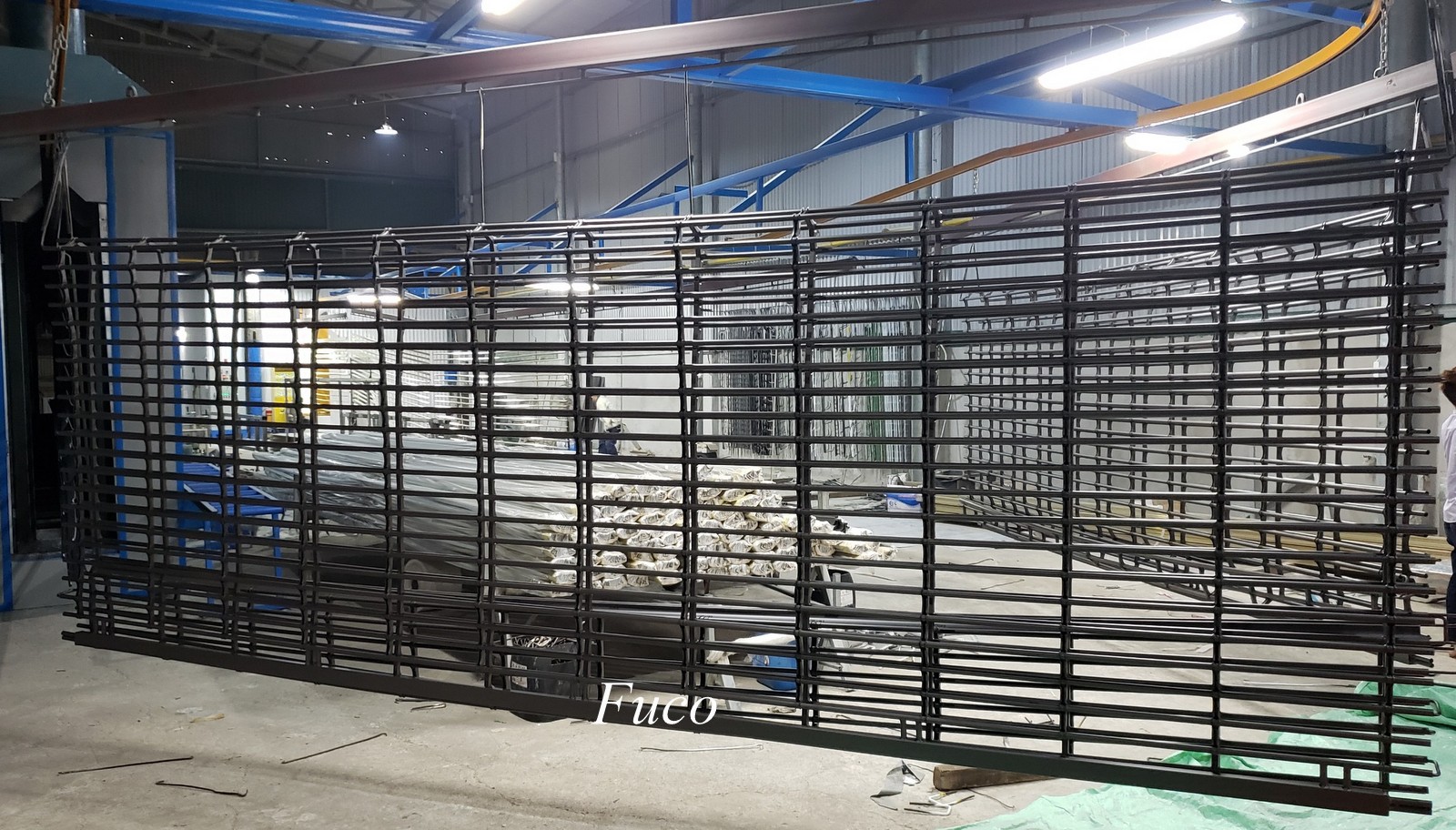 Liên hệ Fuco để biết chi tiết về cửa cuốn song ngang