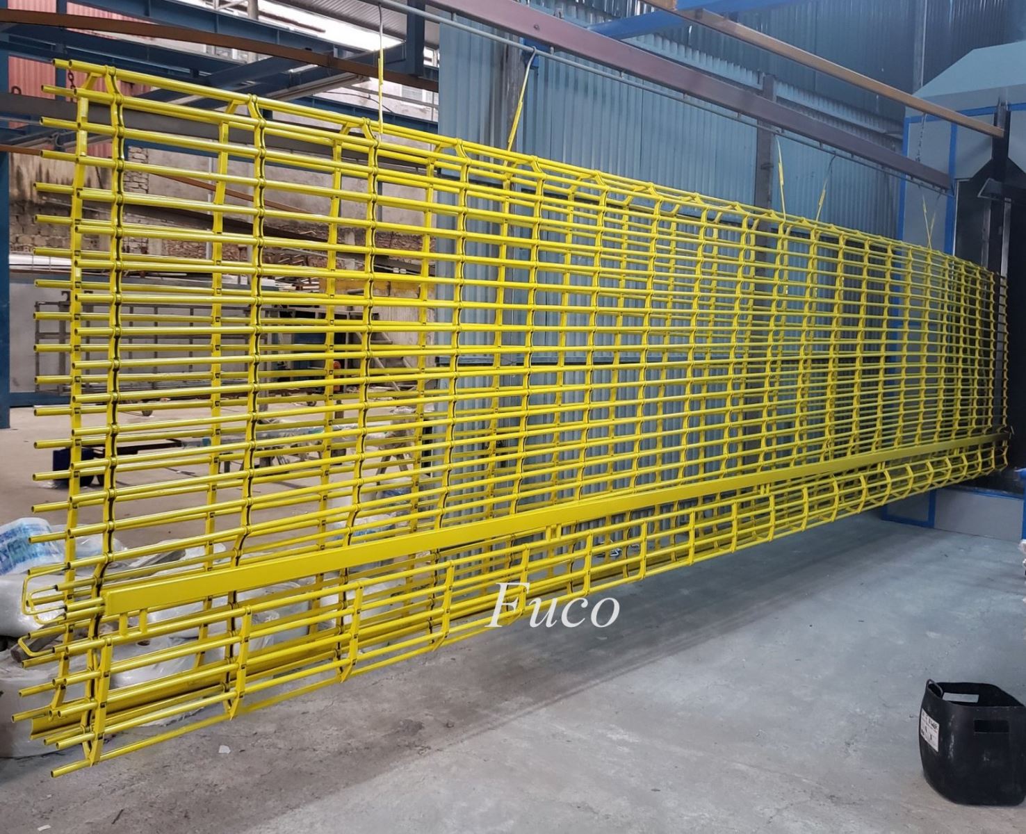 Cửa cuốn Song ngang Thép sơn tĩnh điện