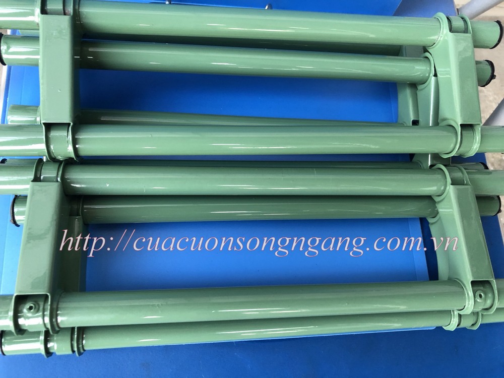 Cửa cuốn song ngang sơn tĩnh điện, cửa cuốn song ngang ống tròn phì 19